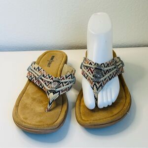Minnetonka Vegan Leather Southwest Thong Sandals Size 10